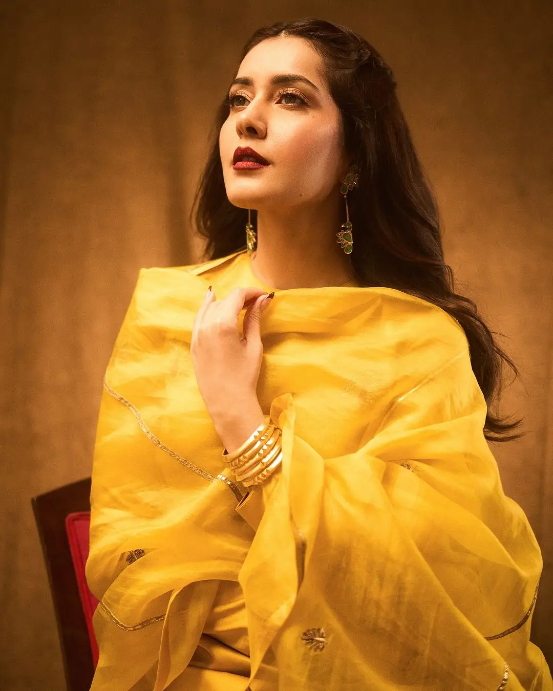 Raashi Khanna in Yellow Gown